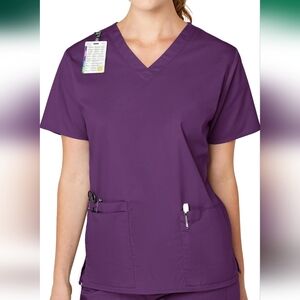 WONDERWINK PLUS SIZE Women's V-neck Top